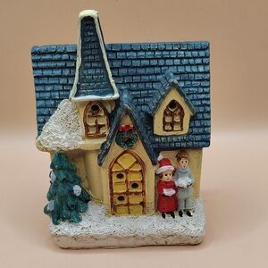 Christmas LED Lighted Tabletop House With Carolers. 4 In X 3 In.